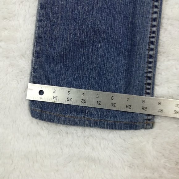 BKE Womens Jeans Wendi Boot Cut Blue Denim Distressed Medium Wash Stretch 28 - Picture 9 of 13